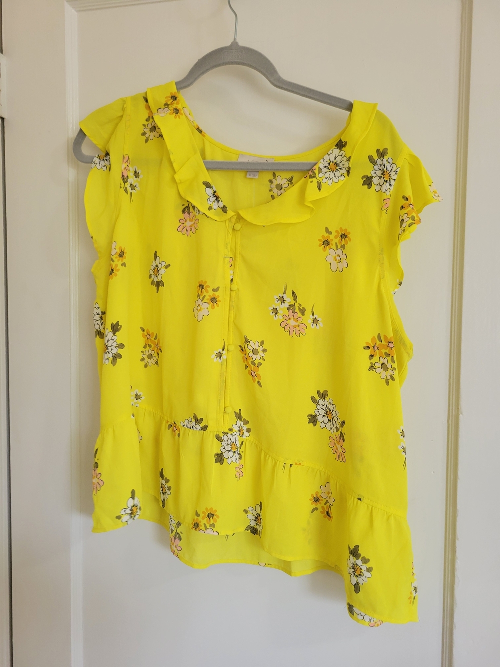 NWT Womens Loft Yellow Floral Ruffle Sleeve Blouse Size XL - Picture 2 of 8
